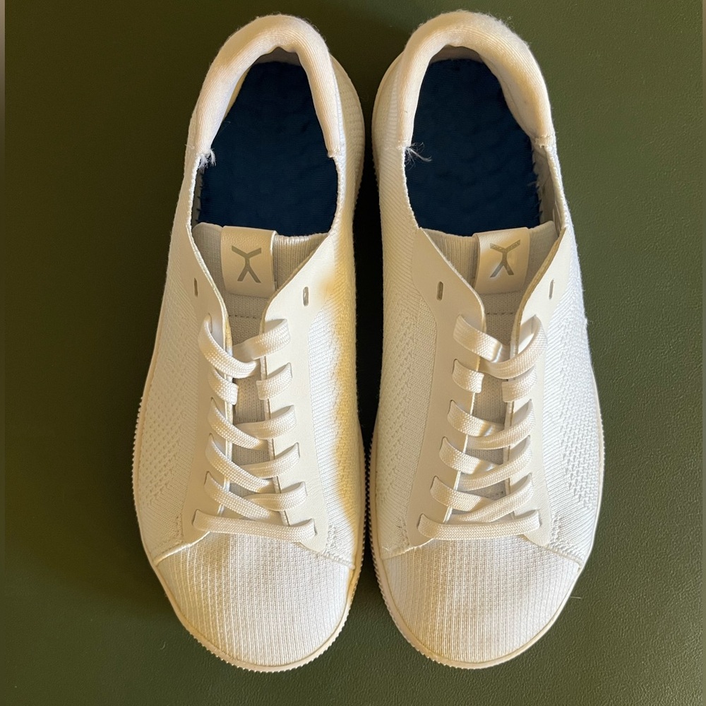 Flux Adapt Trainer White